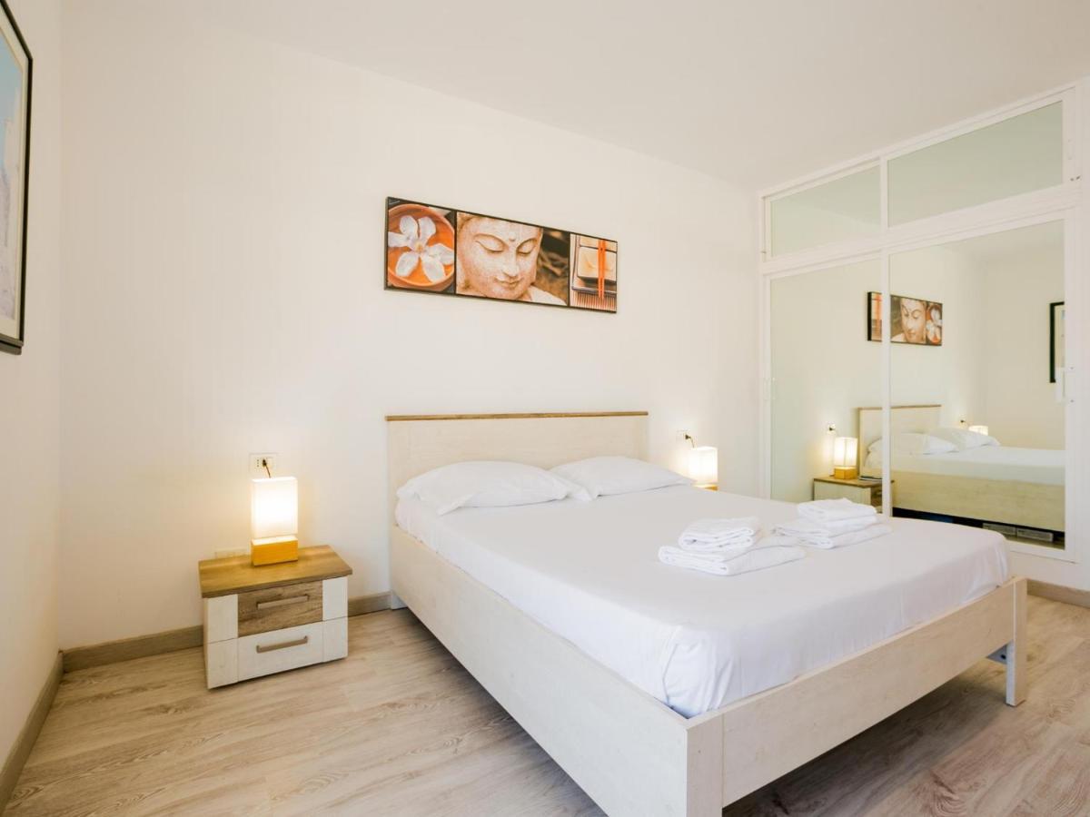539 Marina Palace Swimming Pool Apartment Callao Salvaje Exterior photo